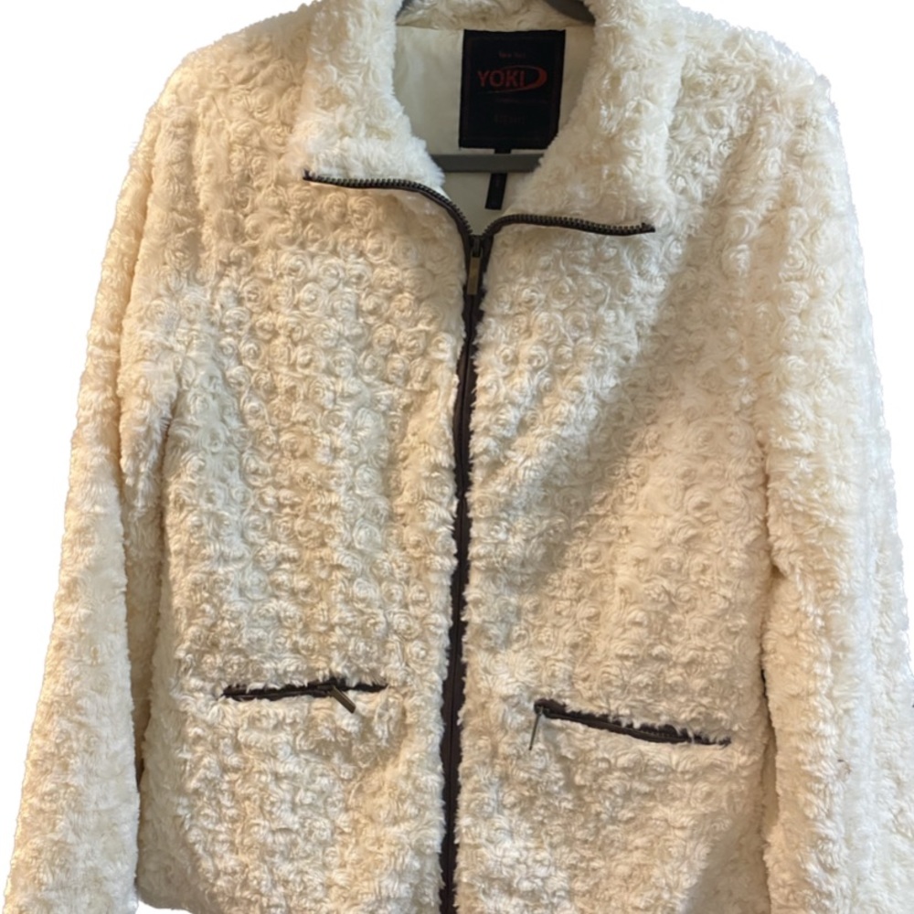 Yoki Fuzzy Jacket Cream M